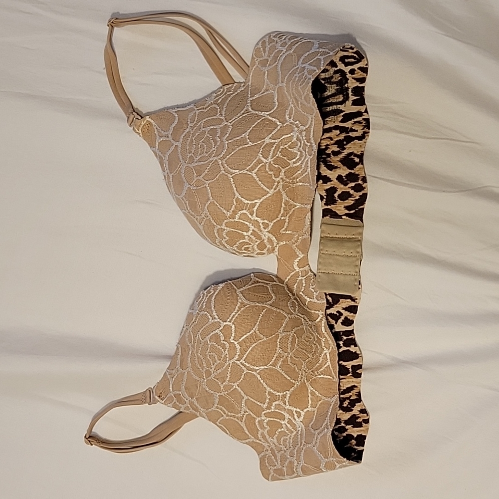 34A Victoria's Secret VERY SEXY Push-Up Bra